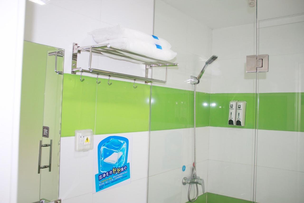 7Days Inn Huaihua Mayang Binhe Road Exterior photo